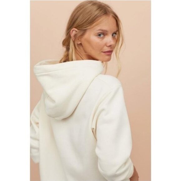 H&M Ivory Minnie Mouse Hoodie Sweater - Picture 5 of 7